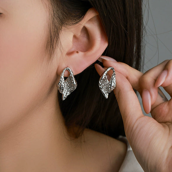 Wholesale Titanium Steel Geometric Retro Fashion Earrings With Electroplating For Women