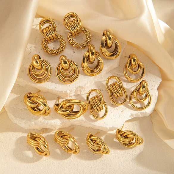 Wholesale Titanium Steel Geometric Retro Winding Light Luxury Style Electroplated Earrings