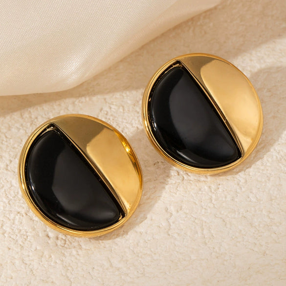 Wholesale Titanium Steel Geometric Round Retro High Grade Black And White Electroplated Unisex Earrings