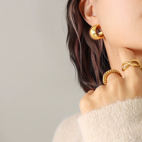 Wholesale Titanium Steel Geometric Smooth Cshaped Electroplated Earrings For Women