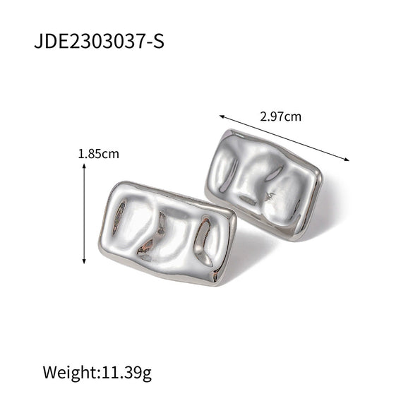 Wholesale Titanium Steel Geometric Square Hammer Pattern Earrings For Women With 18K Gold Electroplating