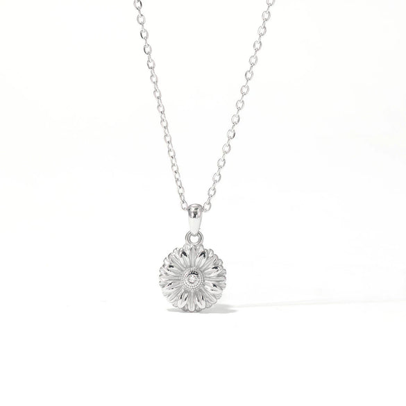 Wholesale Titanium Steel Geometric Sunflower Pendant Necklace With Electroplating O Word Chain For Women Simple Style