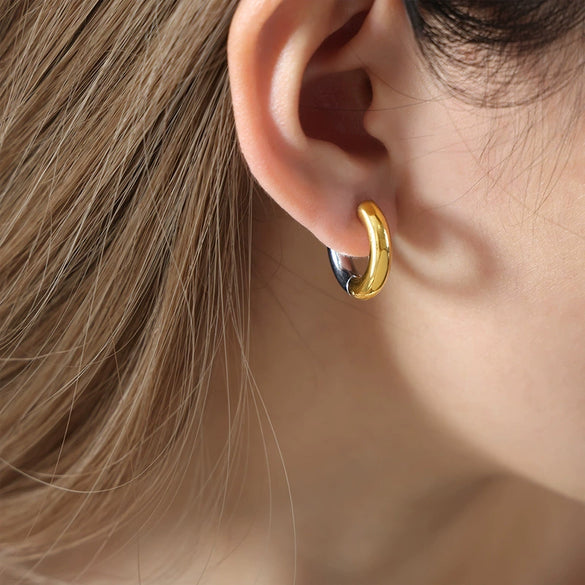 Wholesale 316L Stainless Steel Gold Plated Geometric Niche Style Circle Earrings For Women