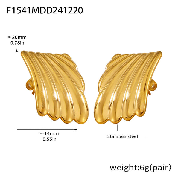 Wholesale Titanium Steel Gold Plated Geometric Vertical Stripe Love Shape Earrings For Women