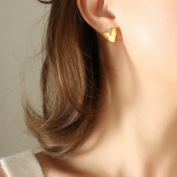 Wholesale Titanium Steel Gold Plated Heart Shaped Earrings With Love Diamond For Women Niche Design