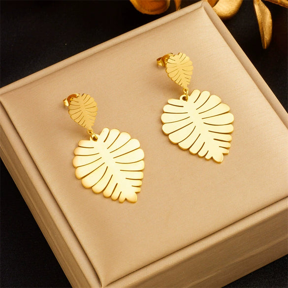 Wholesale Titanium Steel Gold Plated Leaves Retro Earrings For Women Fashion Exaggerated Style