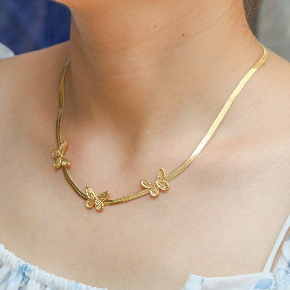 Wholesale Titanium Steel Goldplated Butterfly Snake Bone Chain Necklace With Electroplating Treatment For Women Natural Style