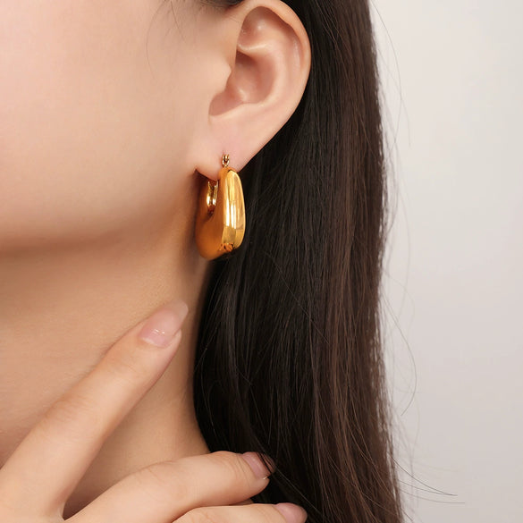 Wholesale 316L Stainless Steel Goldplated Geometric Ushape Simple Design Women's Earrings Jewelry