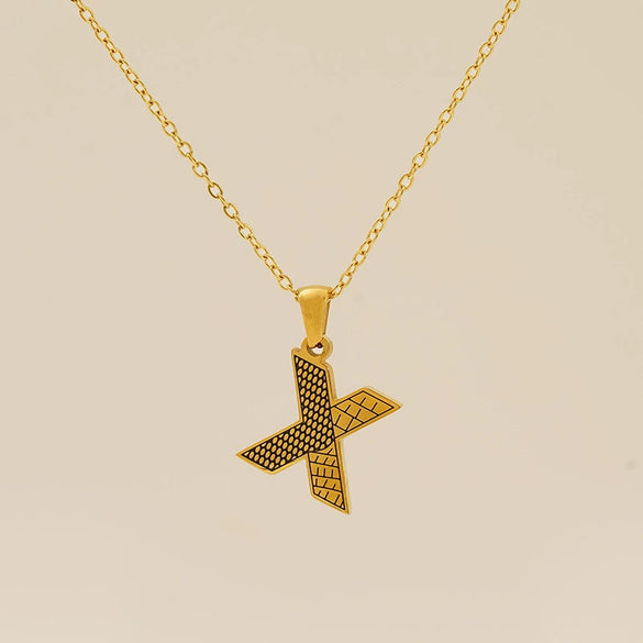 Wholesale Titanium Steel Goldplated Jewelry With Bark Pattern And English Letter Pendant Necklace Fashion Style Unisex