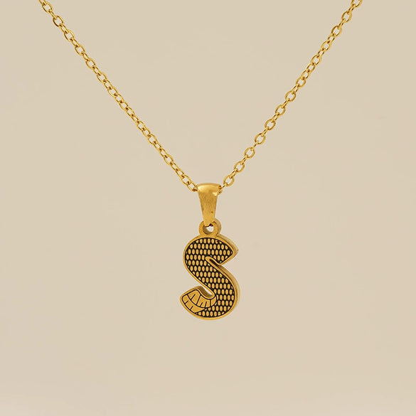 Wholesale Titanium Steel Goldplated Jewelry With Bark Pattern And English Letter Pendant Necklace Fashion Style Unisex
