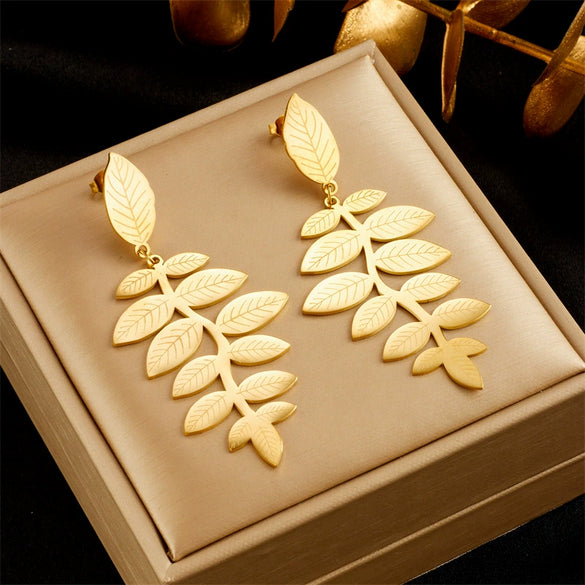 Wholesale Titanium Steel Goldplated Leaf Earrings Retro Elegant And Creative Design