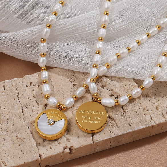 Wholesale 316L Stainless Steel Goldplated Pendant Necklace With Freshwater Pearl For Women Fashion Style
