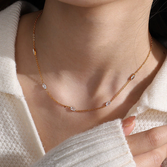 Wholesale 316L Stainless Steel Goldplated Women's Fashion Necklace With Crystal Stone