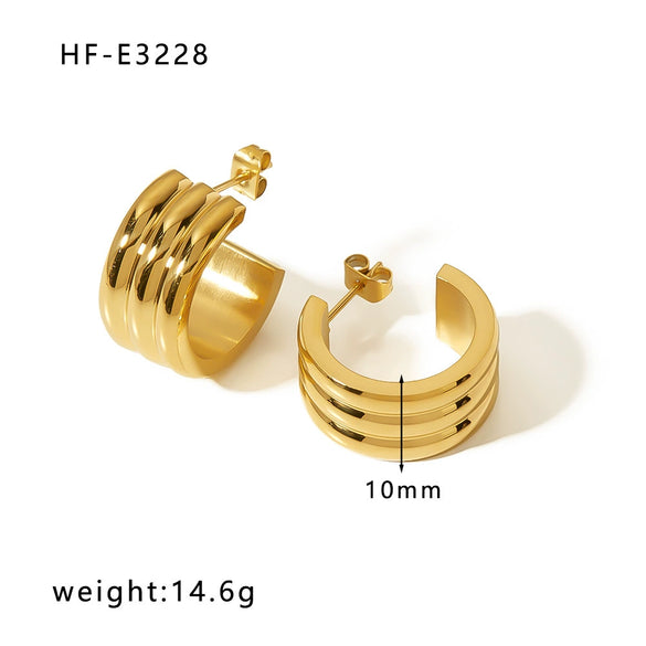 Wholesale Titanium Steel Heart Pendant Earrings With 18K Gold Plated Electroplating Exaggerated And High Sense Temperament Ins Fashion