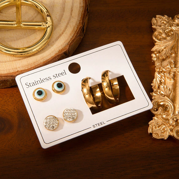Wholesale Titanium Steel Heart Shape Earrings Set Simple Style With Electroplating For Women