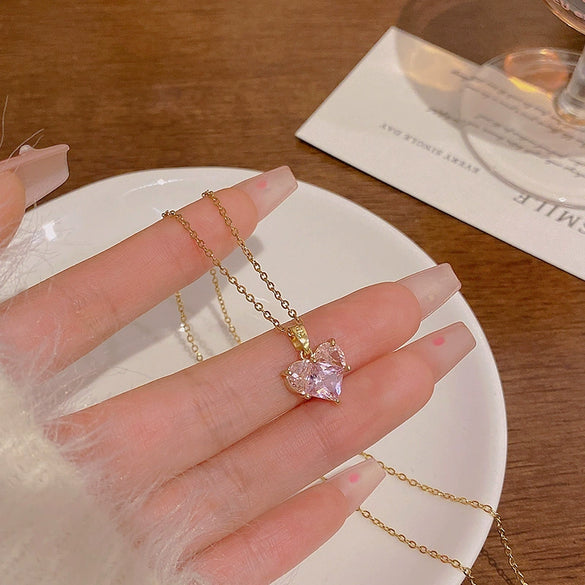 Wholesale Titanium Steel Heart Shape Pink Zircon Electroplated Clavicle Chain Necklace For Women