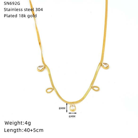 Wholesale Titanium Steel Heart Shaped 18K Gold Plated Blade Chain Necklace For Women