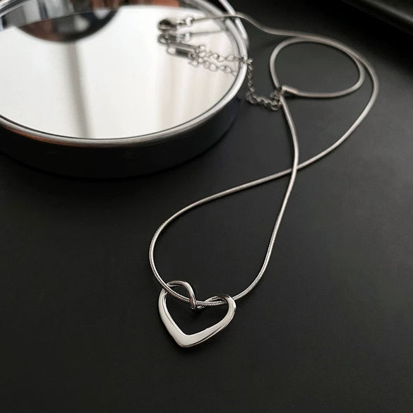 Wholesale Titanium Steel Heart Shaped Polished Love Pendant Necklace For Women