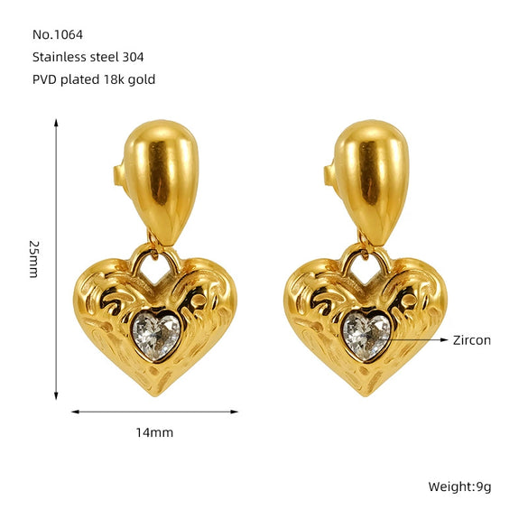 Wholesale Titanium Steel Heartshaped Vintage Earrings With Diamond Hammer Love Design And Electroplated 18K Gold Finish