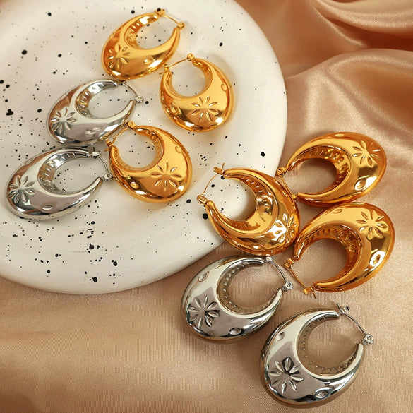 Wholesale 316L Stainless Steel Hollow Crescent Earrings With 18K Gold Plated Electroplating For Women French Retro Fashion Style