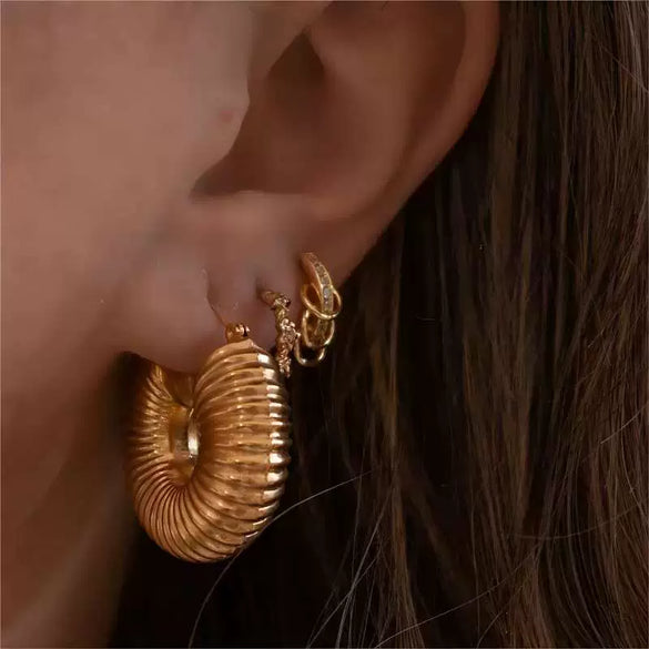 Wholesale Titanium Steel Hollow Geometric Earrings With 18K Gold Electroplating