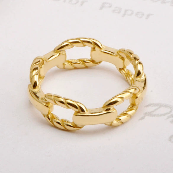 Wholesale Titanium Steel Hollow Twist Wave Pattern Electroplating Female Ring