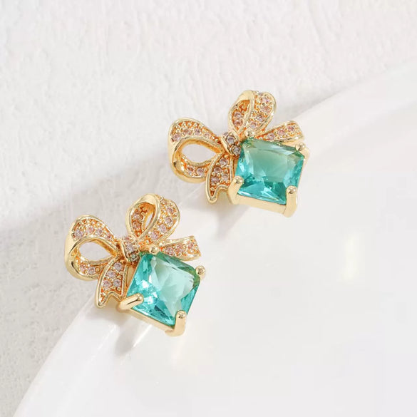 Wholesale Titanium Steel Jewelry For Women With Bow Pendant Electroplating Mixed Gemstone Setting And O Word Chain