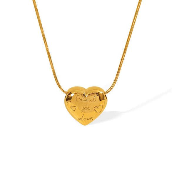 Wholesale 316L Stainless Steel 18K Gold Plated Heart Shape Necklace For Women