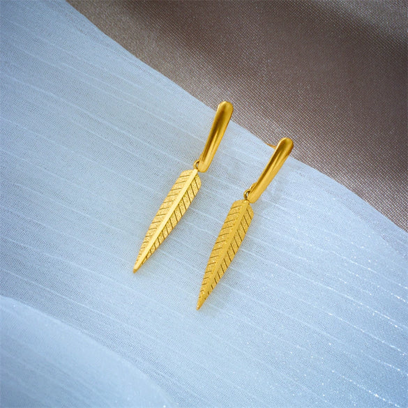 Wholesale Titanium Steel Leaf Earrings With Electroplating For Women