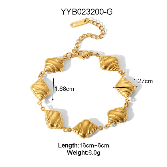 Wholesale Titanium Steel Love Drop Shaped Light Luxury Bracelet With Electroplating