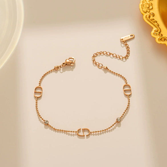 Wholesale Titanium Steel Necklace For Women With Letter Brick Bead Chain And Diamond Treatment Simple Clavicle Chain In Chanel Style