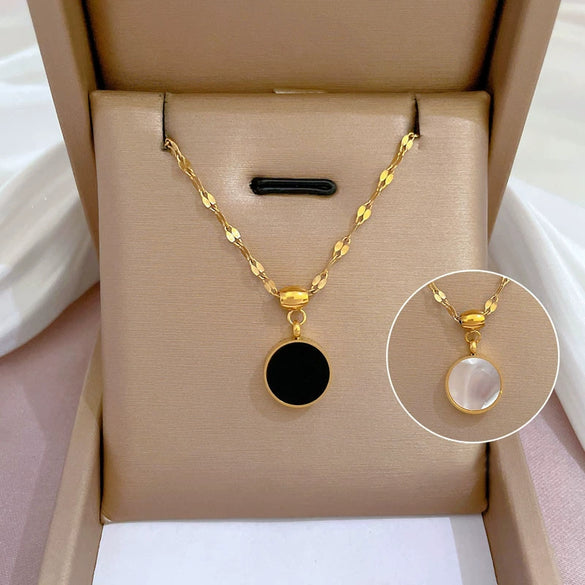 Wholesale Titanium Steel Necklace With Doublesided Motherofpearl Pendant Cartoon Style Geometric Pattern Electroplated For Female