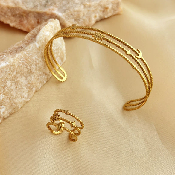 Wholesale Titanium Steel Open Bracelet With Stars Moon Hollow Design Retro Geometric 18K Gold Plated Jewelry