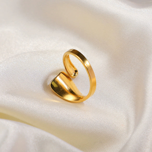 Wholesale Titanium Steel Open Ring For Women With Geometric Design 18K Gold Plated