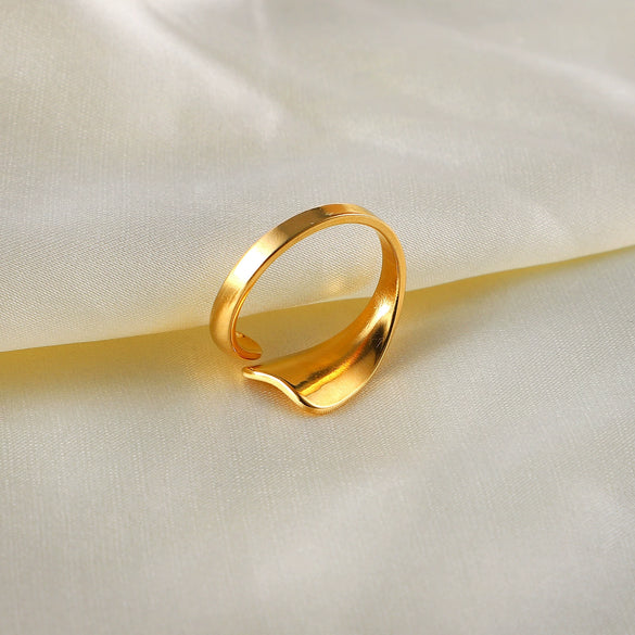Wholesale Titanium Steel Open Ring For Women With Geometric Design 18K Gold Plated