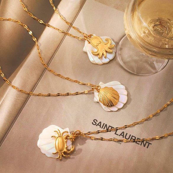 Wholesale Titanium Steel Pendant Necklace With Starfish Conch Shell Design Ocean Wind Vacation Style Vacuum Plating For Women