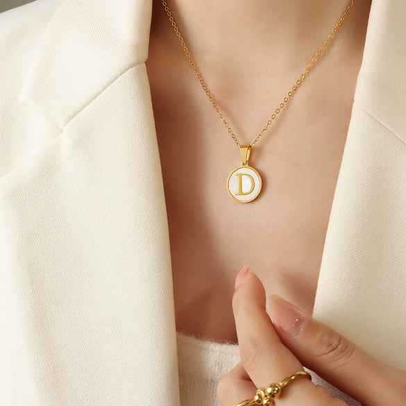 Wholesale 316L Stainless Steel Personality Letters Round Seashell Necklace With Electroplating For Women