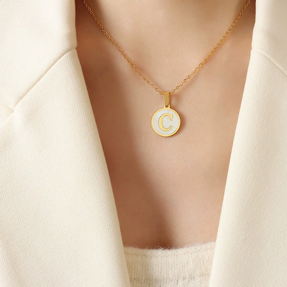 Wholesale 316L Stainless Steel Personality Letters Round Seashell Necklace With Electroplating For Women