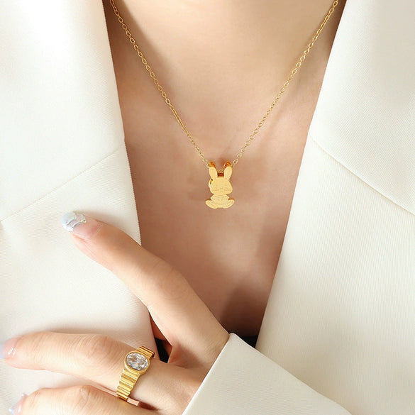 Wholesale Titanium Steel Rabbit Pendant Necklace With Electroplating Animal Pattern For Lovers