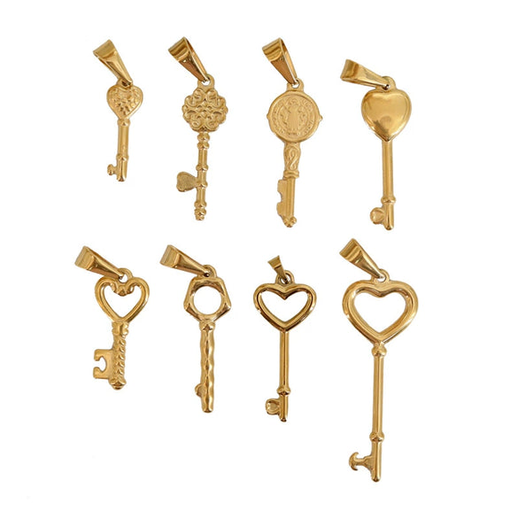 Wholesale Titanium Steel Retro Peach Heart Key Pendant Jewelry Accessory