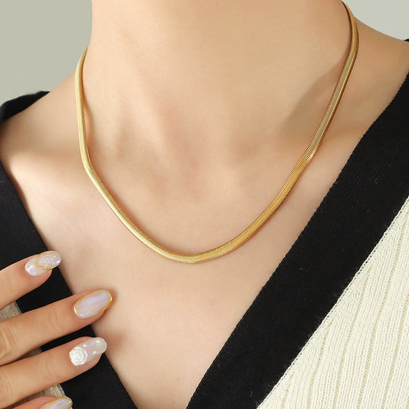 Wholesale 316L Stainless Steel Snake Bone Chain Necklace With Geometric Pattern And Gold Plated Electroplating For Women
