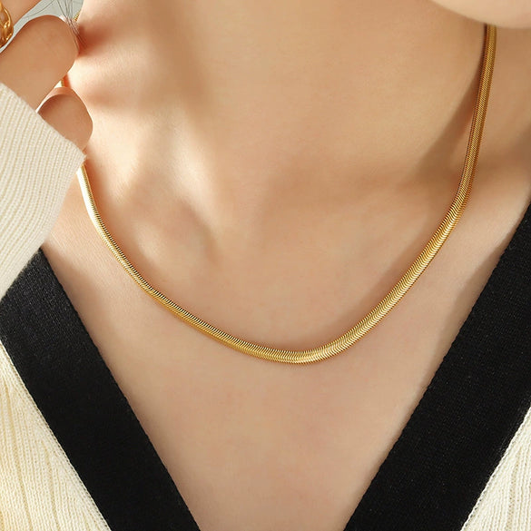Wholesale 316L Stainless Steel Snake Bone Chain Necklace With Geometric Pattern And Gold Plated Electroplating For Women