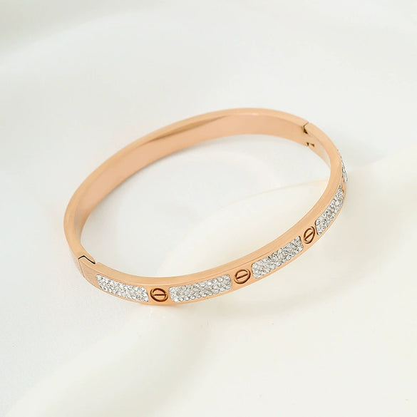 Wholesale Titanium Steel Starry Nail Exquisite Light Luxury Geometric Electroplated Bracelet For Female