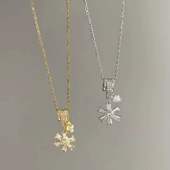 Wholesale Titanium Steel Sunflower Necklace Electroplated O Chain For Women Light Luxury Versatile Style
