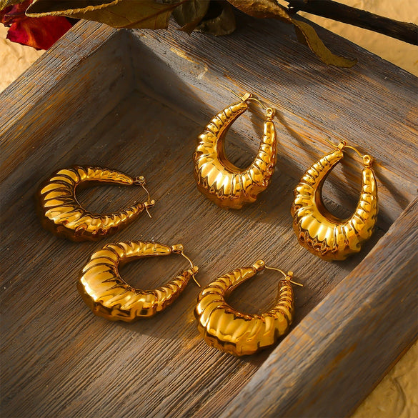 Wholesale 316L Stainless Steel U Shaped Geometric Niche Style Earrings With Gold Plated Treatment