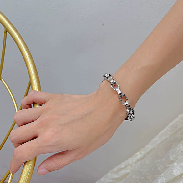 Wholesale Titanium Steel Ushaped Electroplated Unisex Hip Hop Style Bracelet