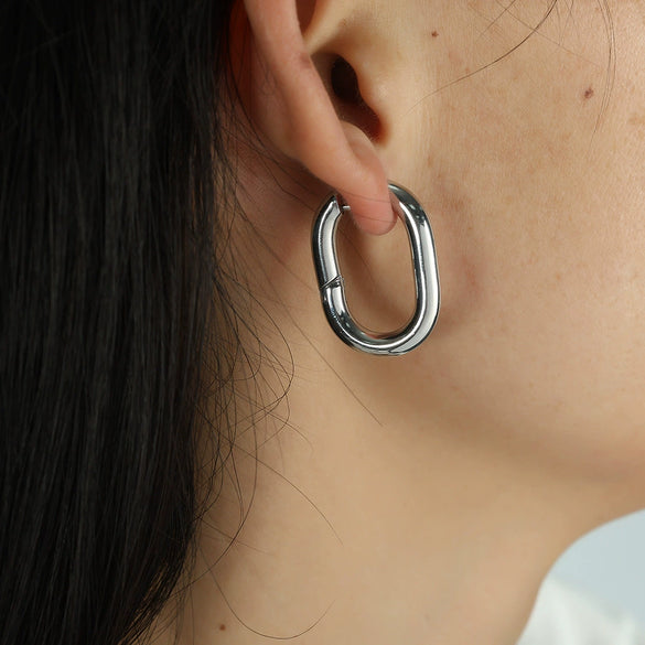 Wholesale 316L Stainless Steel Ushaped Electroplated Women's Light Luxury Earrings