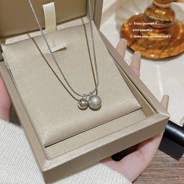 Wholesale Titanium Steel Women's Geometric Patterned Gold Ball Necklace With Electroplating And Snake Bone Chain