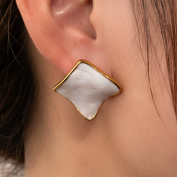 Wholesale Titanium Steel Women's Geometric U Shape Irregular Square Electroplated Earrings