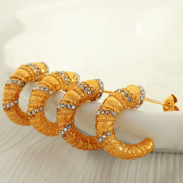 Wholesale 316L Stainless Steel Women's Jewelry Electroplated C Type Hemp Pattern Diamond Earrings